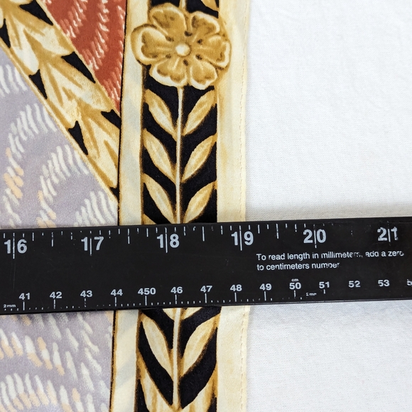 The Metropolitan Museum of Art 100% Mulberry Silk Vintage Scarf - Picture 11 of 12